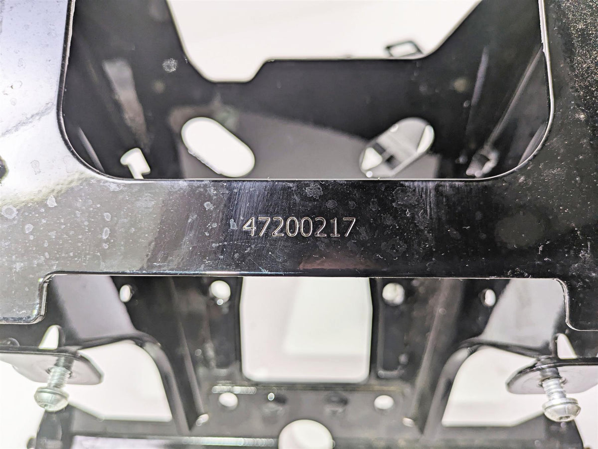 2021 Harley Touring FLTRX Road Glide Front Fairing Support Mount Set 47200217 {{ shop.shopifyCountryName }} - Mototech271
