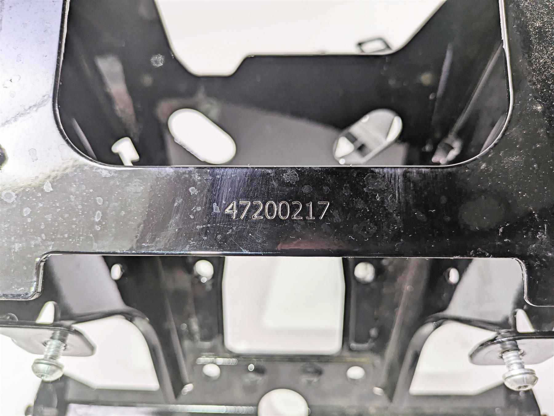 2021 Harley Touring FLTRX Road Glide Front Fairing Support Mount Set 47200217 {{ shop.shopifyCountryName }} - Mototech271