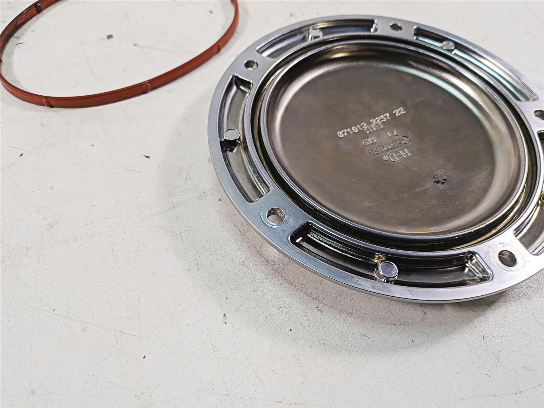 2013 Harley Softail FLSTFB Fat Boy Lo 100 Annivers. Derby Clutch Cover 25700188 {{ shop.shopifyCountryName }} - Mototech271