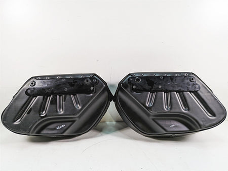 2009 Harley Dyna FXDFSE CVO Fat Bob Saddlebag Saddle Bags Set 9036906D {{ shop.shopifyCountryName }} - Mototech271