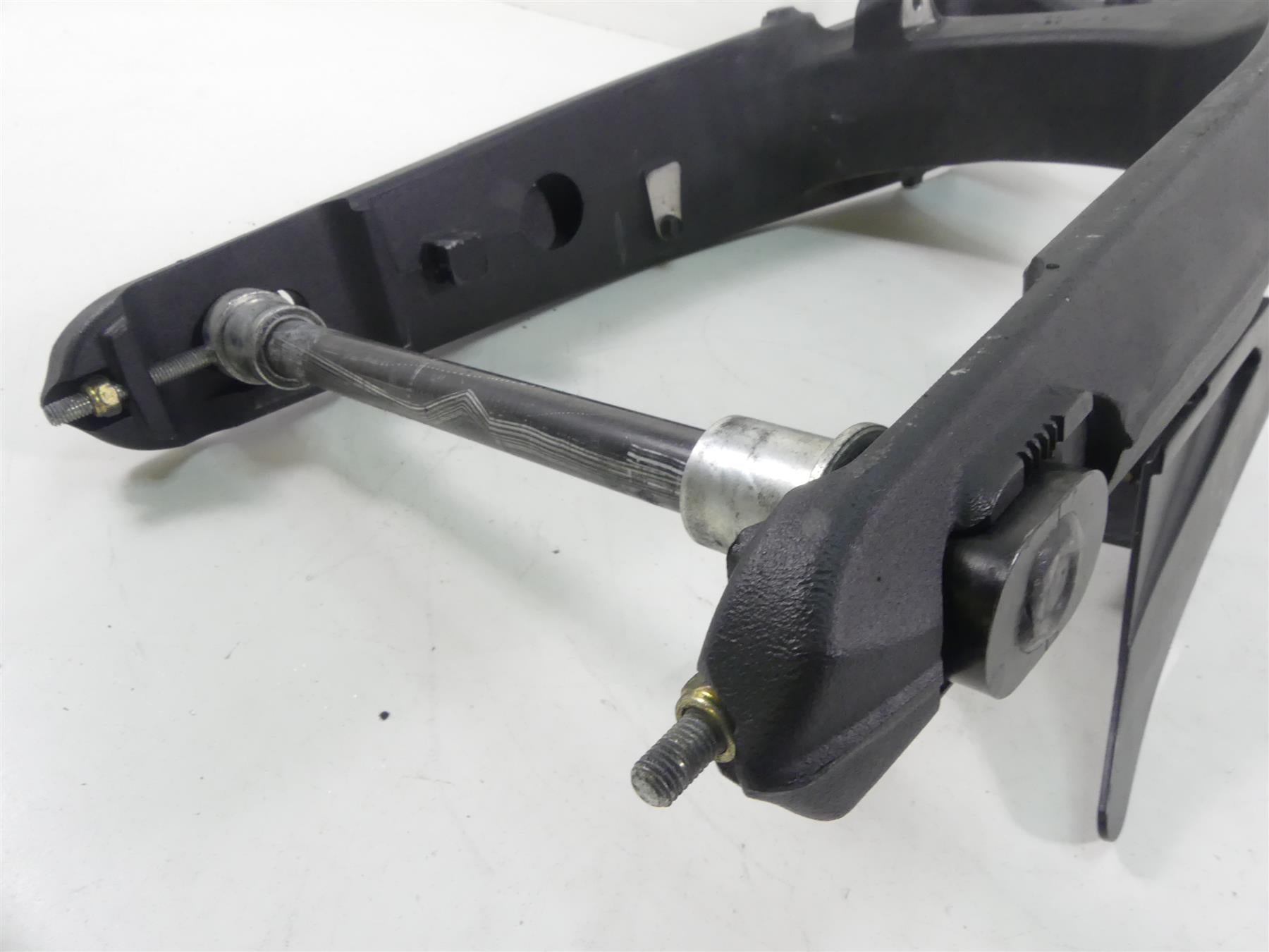 2016 Indian Chieftain Dark Horse Swingarm Swing Arm Rear Suspension 5139825 {{ shop.shopifyCountryName }} - Mototech271