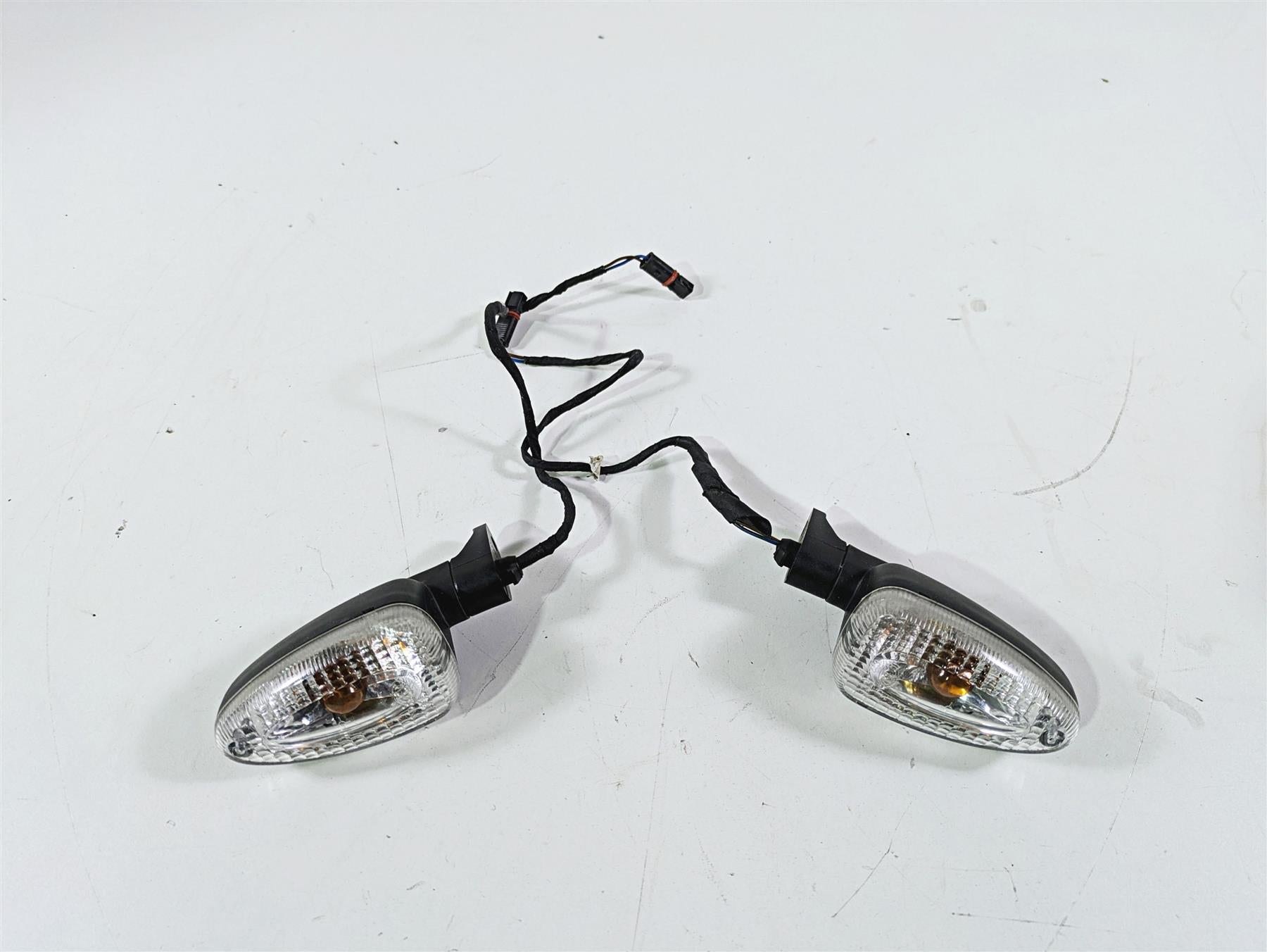 2012 BMW R1200R K27 Rear Blinker Turn Signal Set 63137667771 63137667772