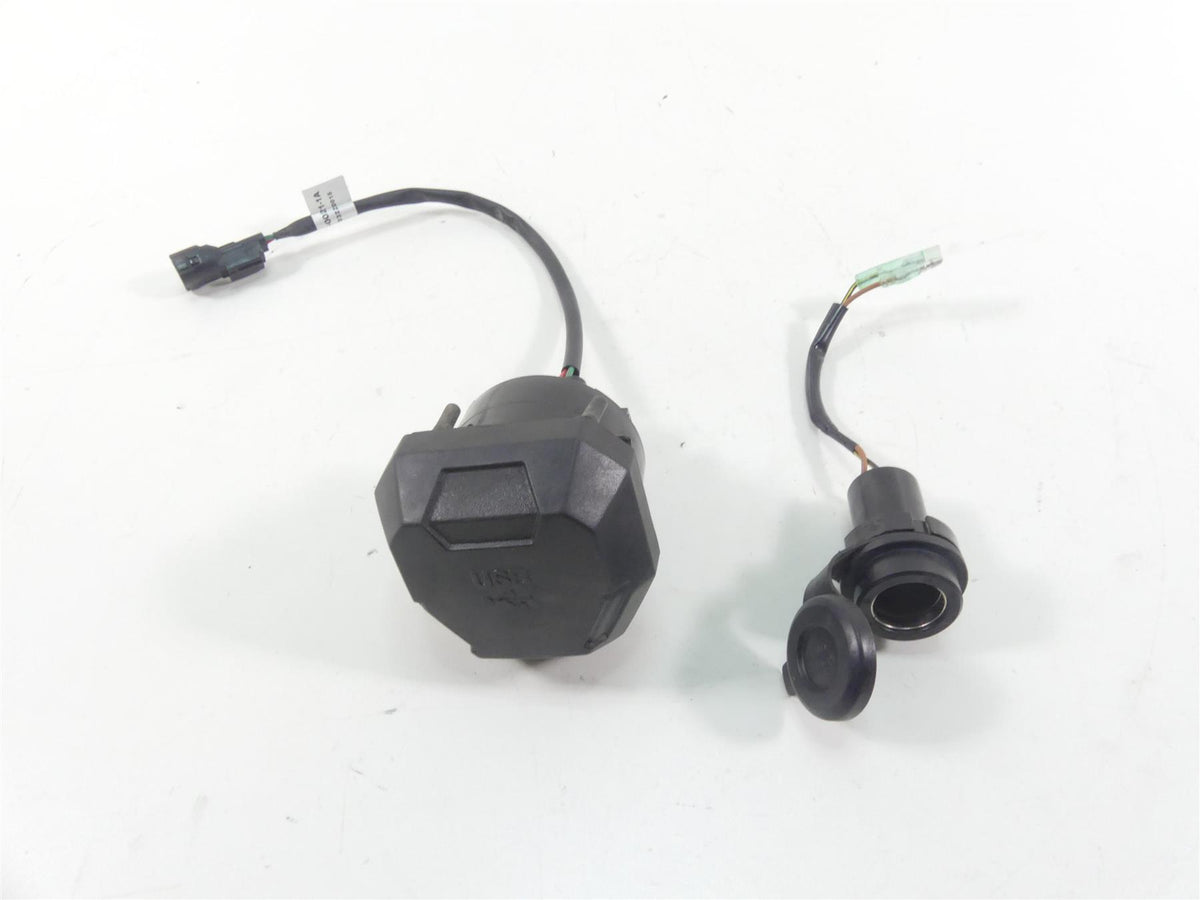 2022 Kawasaki KLR650 KL650 Adv USB & 12V Plug Connecter Set 32099-0814 {{ shop.shopifyCountryName }} - Mototech271