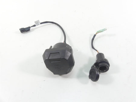 2022 Kawasaki KLR650 KL650 Adv USB & 12V Plug Connecter Set 32099-0814 {{ shop.shopifyCountryName }} - Mototech271