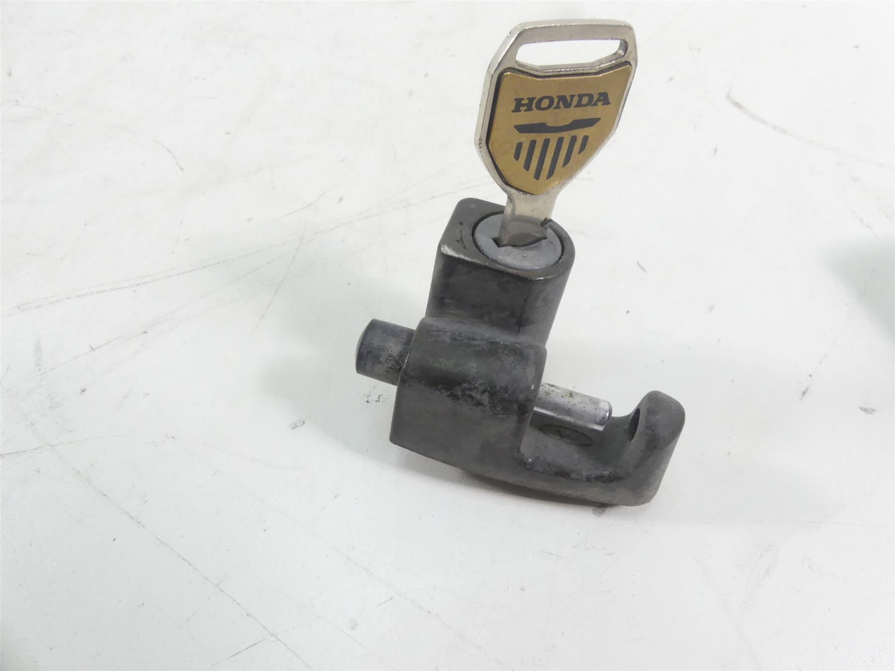 2003 Honda VTX1800R Ignition Switch Key Lock Tank Cap Set 35010-MCH-010 {{ shop.shopifyCountryName }} - Mototech271