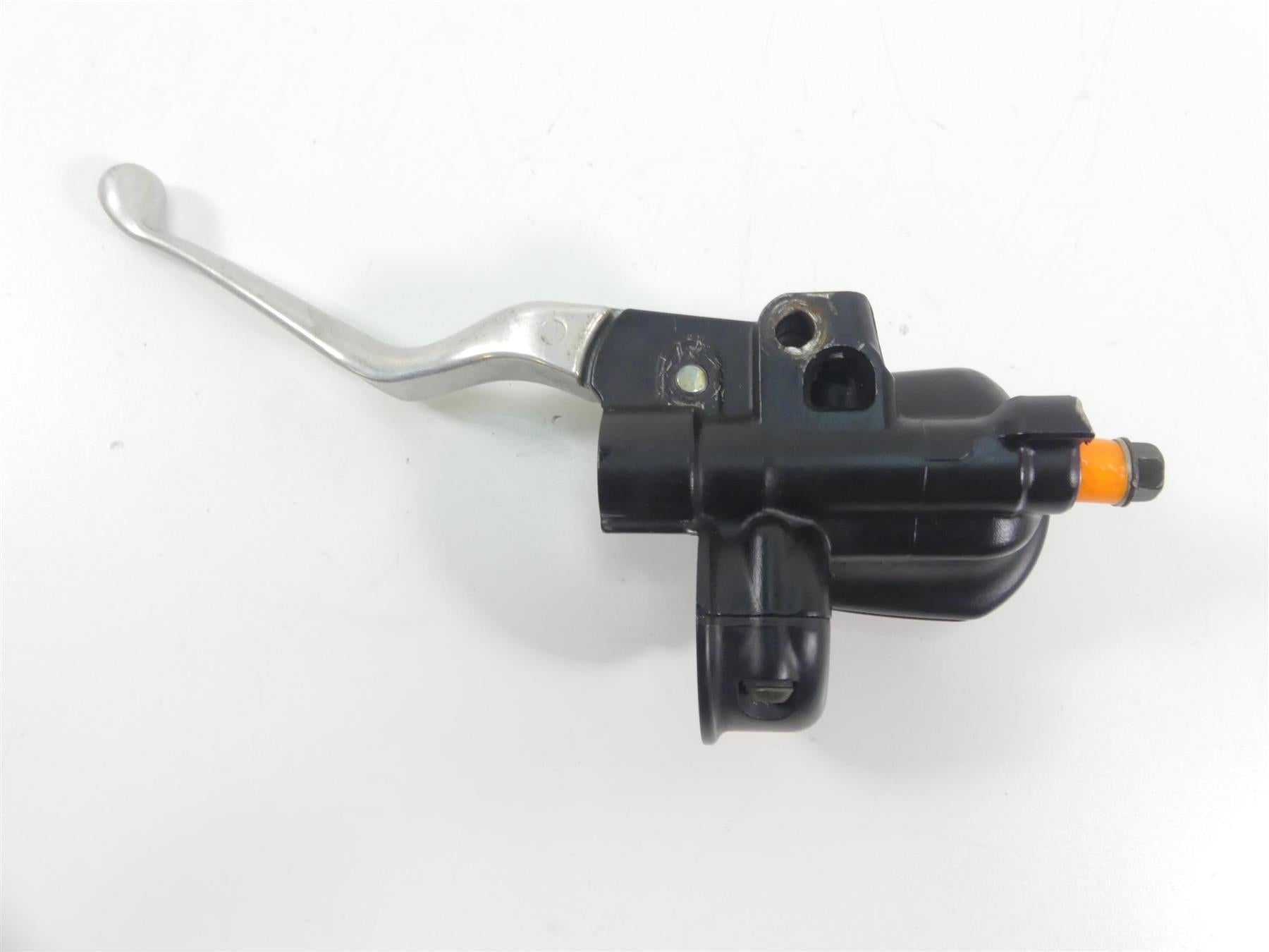 2006 Harley Sportster XL1200 Custom Front Brake Master Cylinder 1/2" 45146-04 {{ shop.shopifyCountryName }} - Mototech271