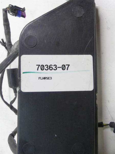 2007 Harley Touring FLHR SE CVO Road King Main Wiring Harness - No Cuts 70363-07 {{ shop.shopifyCountryName }} - Mototech271