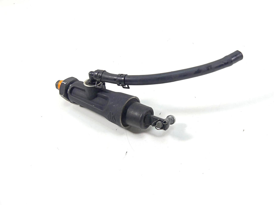 2013 Harley VRSCF Muscle Vrod Rear Brake Master Cylinder 44740-06A {{ shop.shopifyCountryName }} - Mototech271