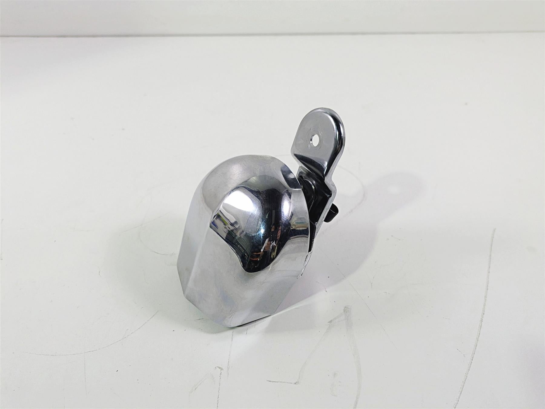 1996 Harley Touring FLHTCUI Electra Glide Horn With Chrome Cover 61300478A {{ shop.shopifyCountryName }} - Mototech271