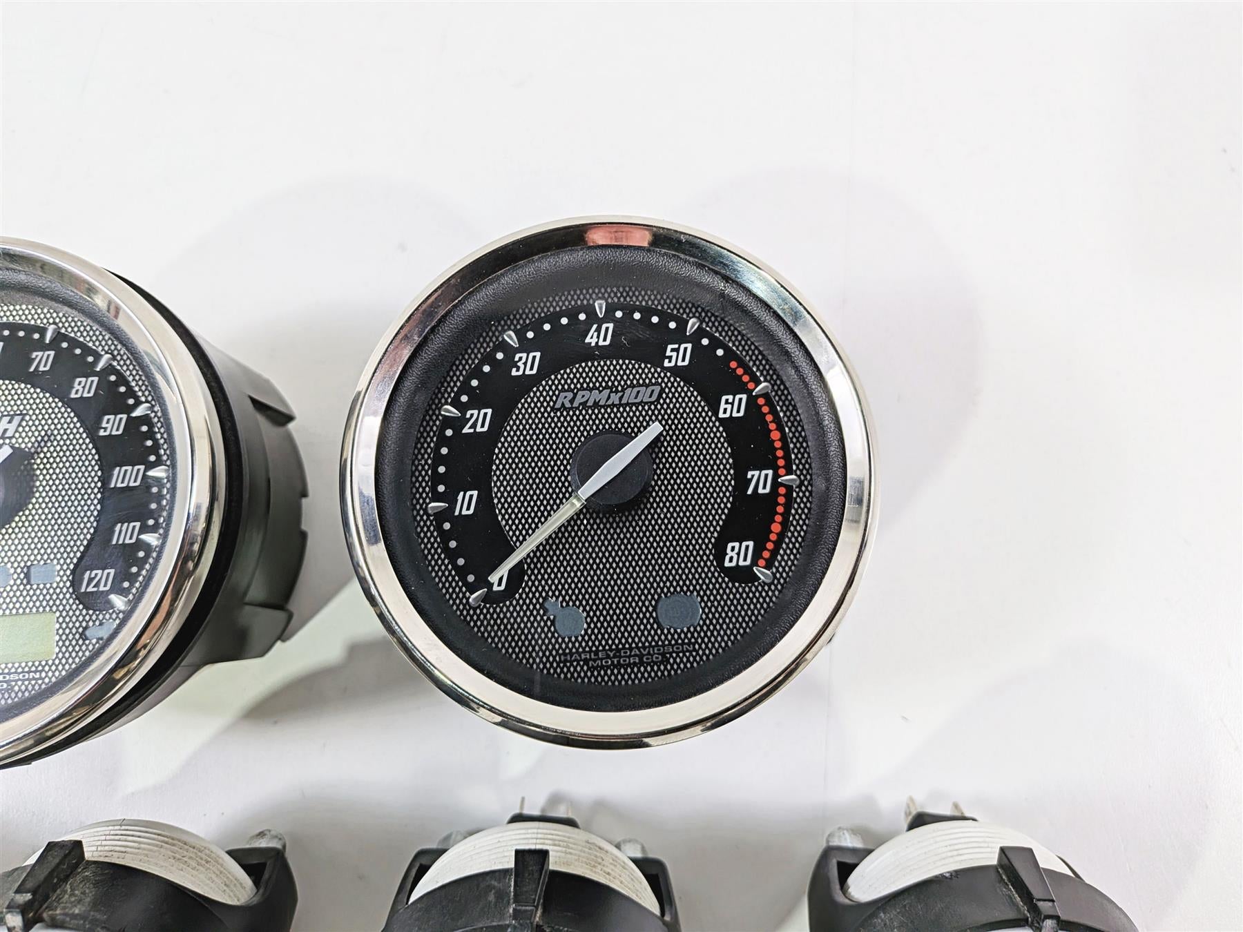 2011 Harley Touring FLHTCU CVO Electra Glide Speedometer Gauge Set 34k 74740-10-Mototech271