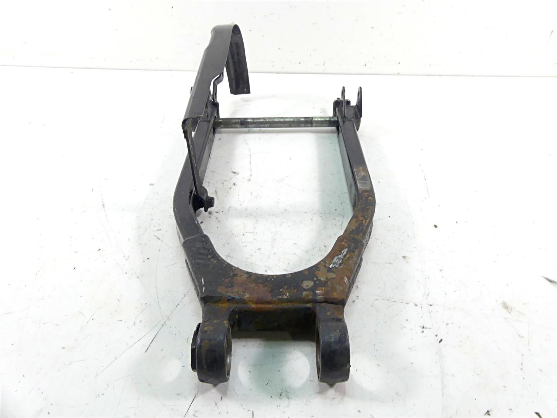 1979 Harley Sportster XLS1000 Roadster Rear Swingarm Swing Arm & Axle 47532-79A {{ shop.shopifyCountryName }} - Mototech271