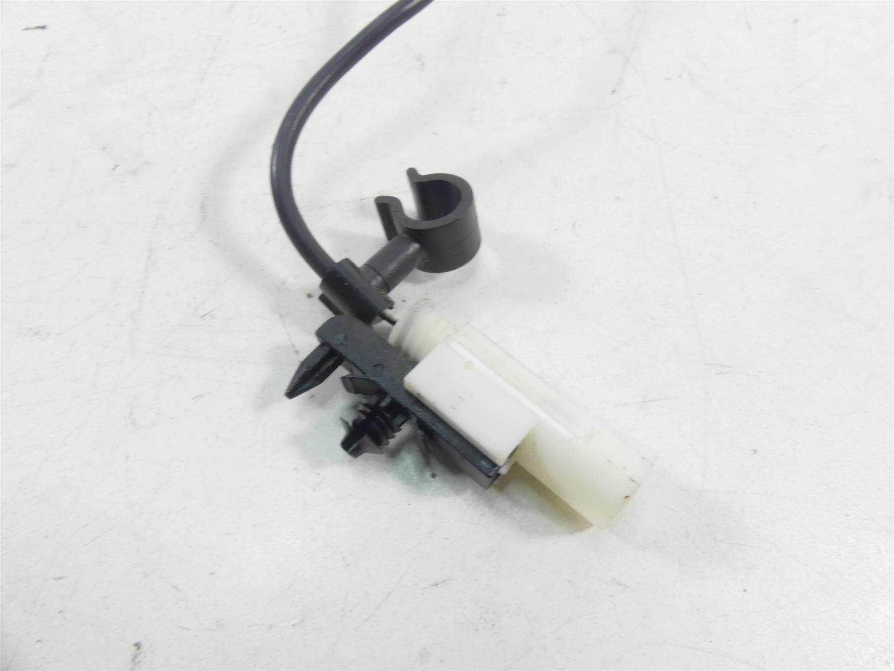 2017 BMW R1200GS GSW K50 Handsfree Fuel Petrol Gas Cap Lid 16118531632 {{ shop.shopifyCountryName }} - Mototech271
