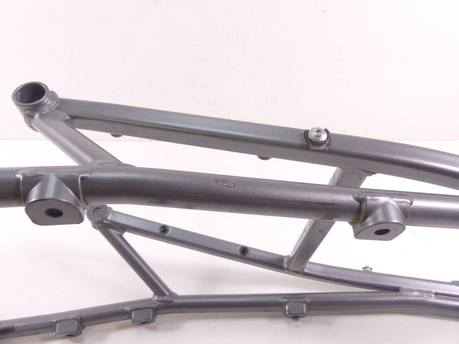 2016 BMW R1200RS K54 Straight Rear Subframe Sub Frame 46518555831 8524784 {{ shop.shopifyCountryName }} - Mototech271