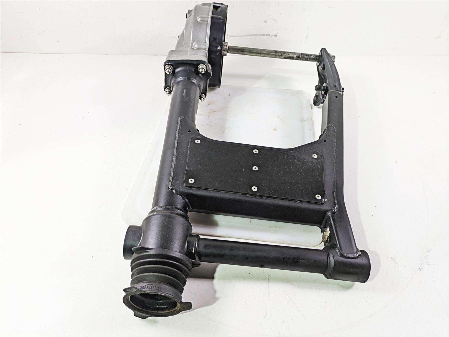 2006 Triumph Rocket 3 Swingarm Differential Drive Shaft T1270200 T1270700 {{ shop.shopifyCountryName }} - Mototech271