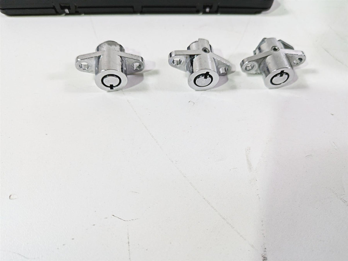 2017 Harley Touring FLHTKSE CVO E-Glide Bcm Ignition Switch Key Set 71400090B {{ shop.shopifyCountryName }} - Mototech271