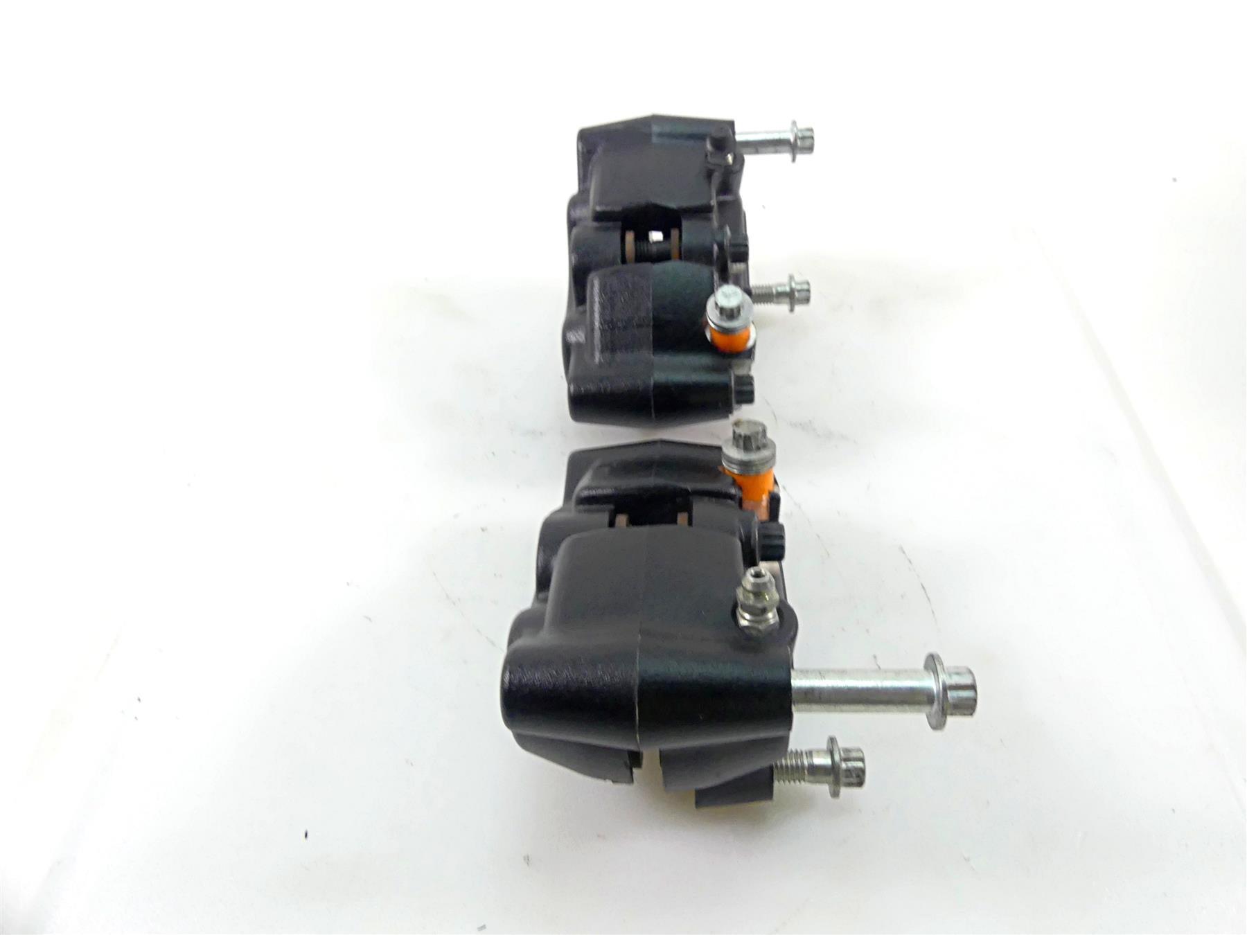 2010 Harley FXDF Dyna Fat Bob Nice Front Brake Caliper Set 44046-08 {{ shop.shopifyCountryName }} - Mototech271
