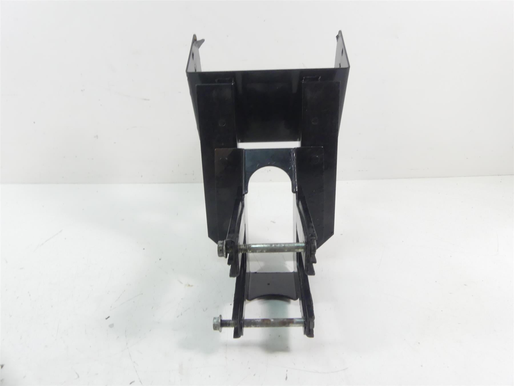 2011 Harley Touring FLTRX Road Glide Front Fairing Mount Bracket Stay 58530-10 {{ shop.shopifyCountryName }} - Mototech271