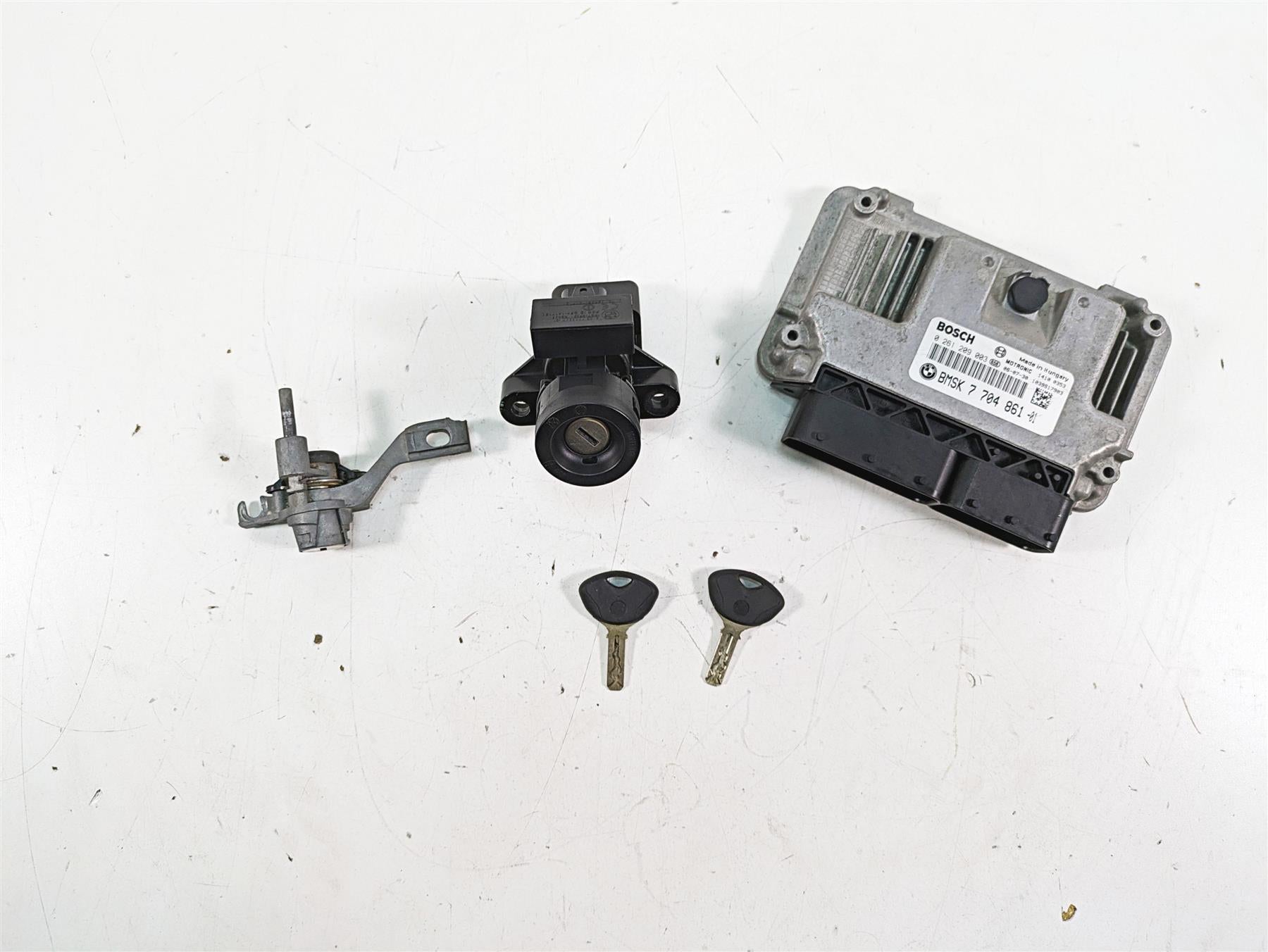 2007 BMW R1200GS K255 Adv Cdi Ignition Switch Key Locks Set 13618521661 7704861 {{ shop.shopifyCountryName }} - Mototech271