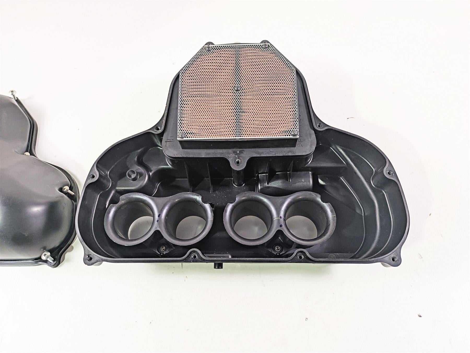 2009 Yamaha FZ1 FZS10 Fazer Air Filter Box & Velocity Stacks 2D1-14411-00-00 {{ shop.shopifyCountryName }} - Mototech271