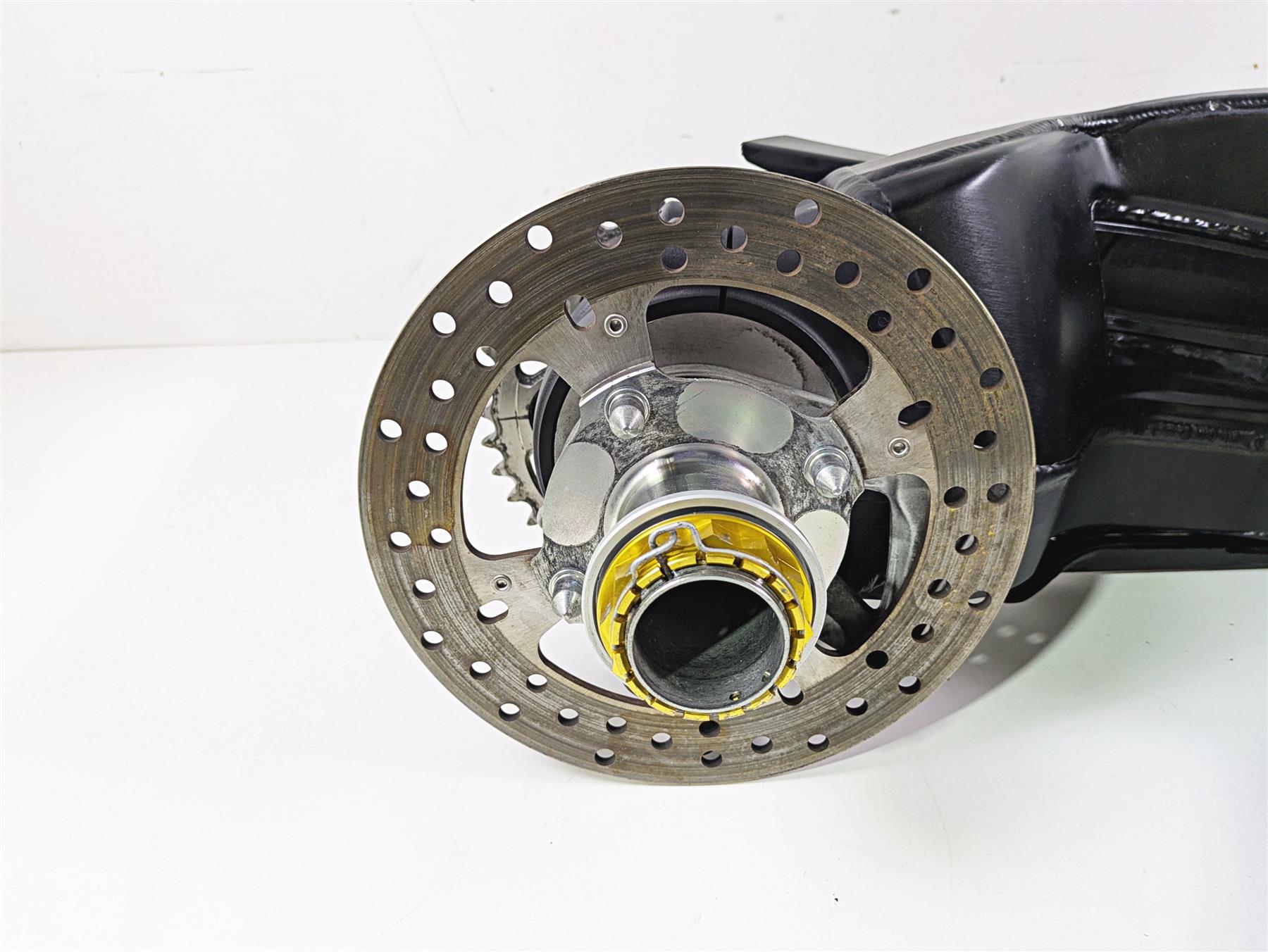 2010 Ducati Streetfighter 1098 S Rear Swingarm & Axle 37010891A {{ shop.shopifyCountryName }} - Mototech271