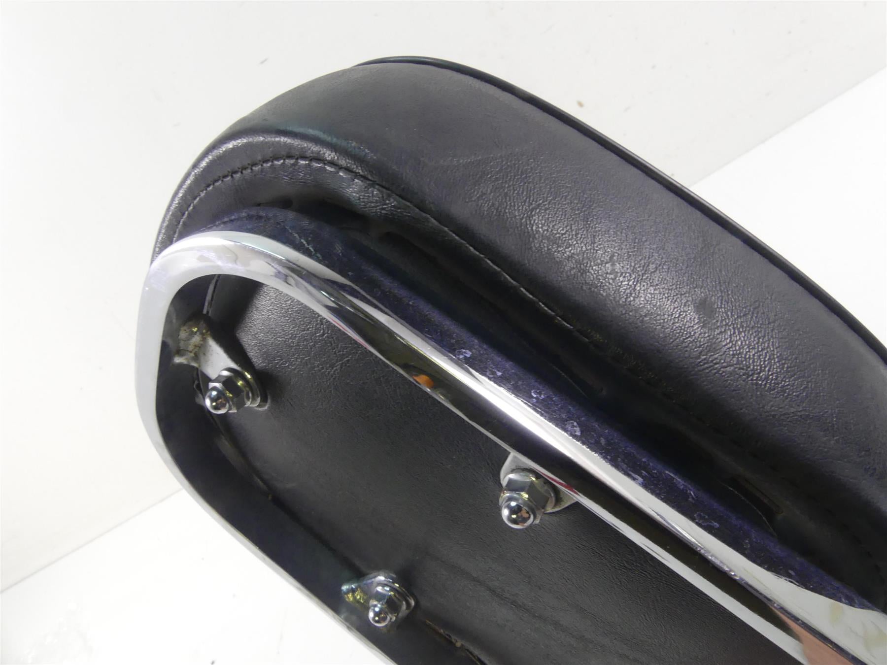 2007 Honda VT1100 C Shadow Spirit Passenger Backrest Sissy Bar 77320-MM8-880 {{ shop.shopifyCountryName }} - Mototech271