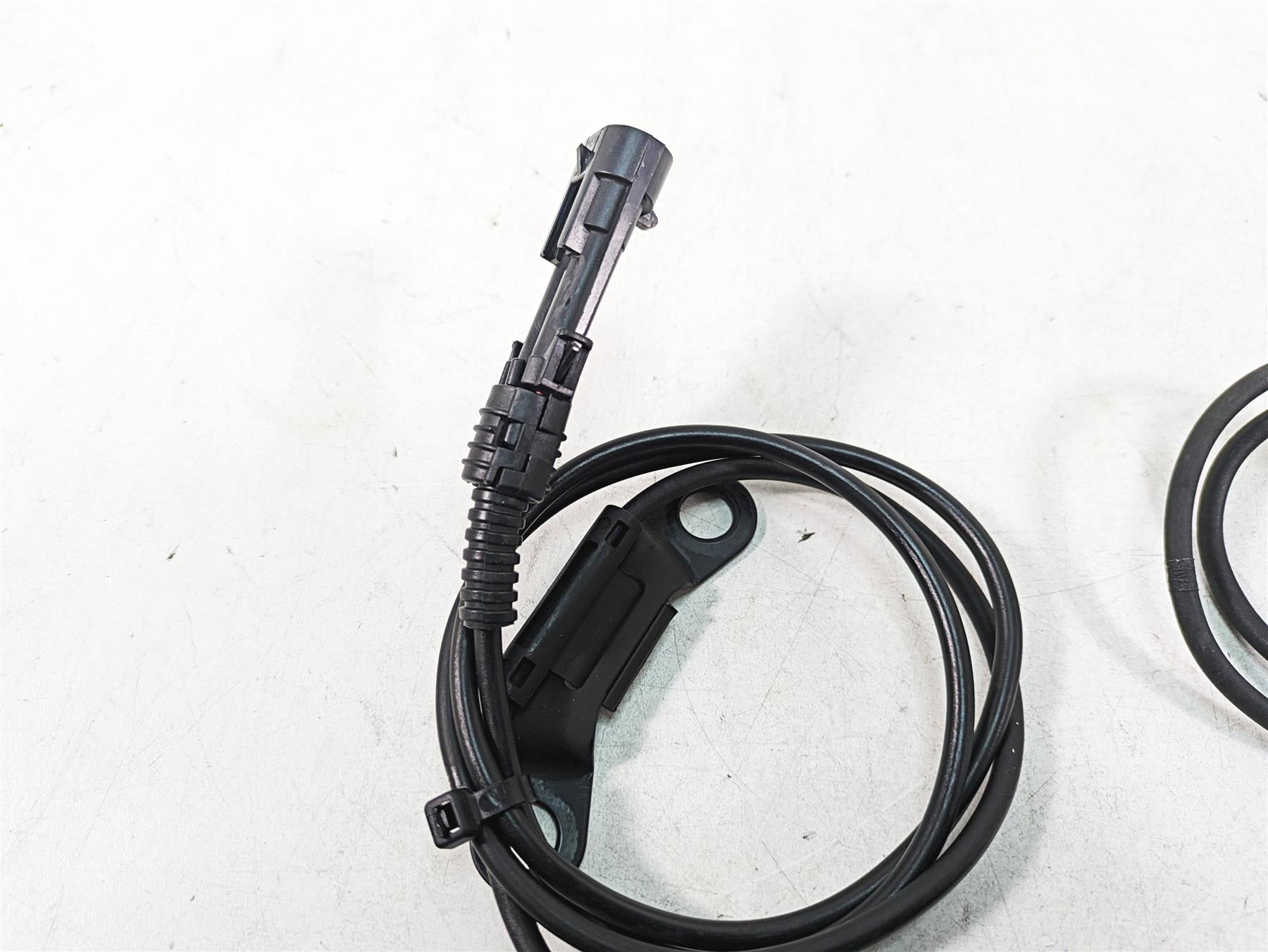 2020 Harley Touring FLHX Street Glide Front & Rear Abs Sensors 40615-08 32700015 {{ shop.shopifyCountryName }} - Mototech271