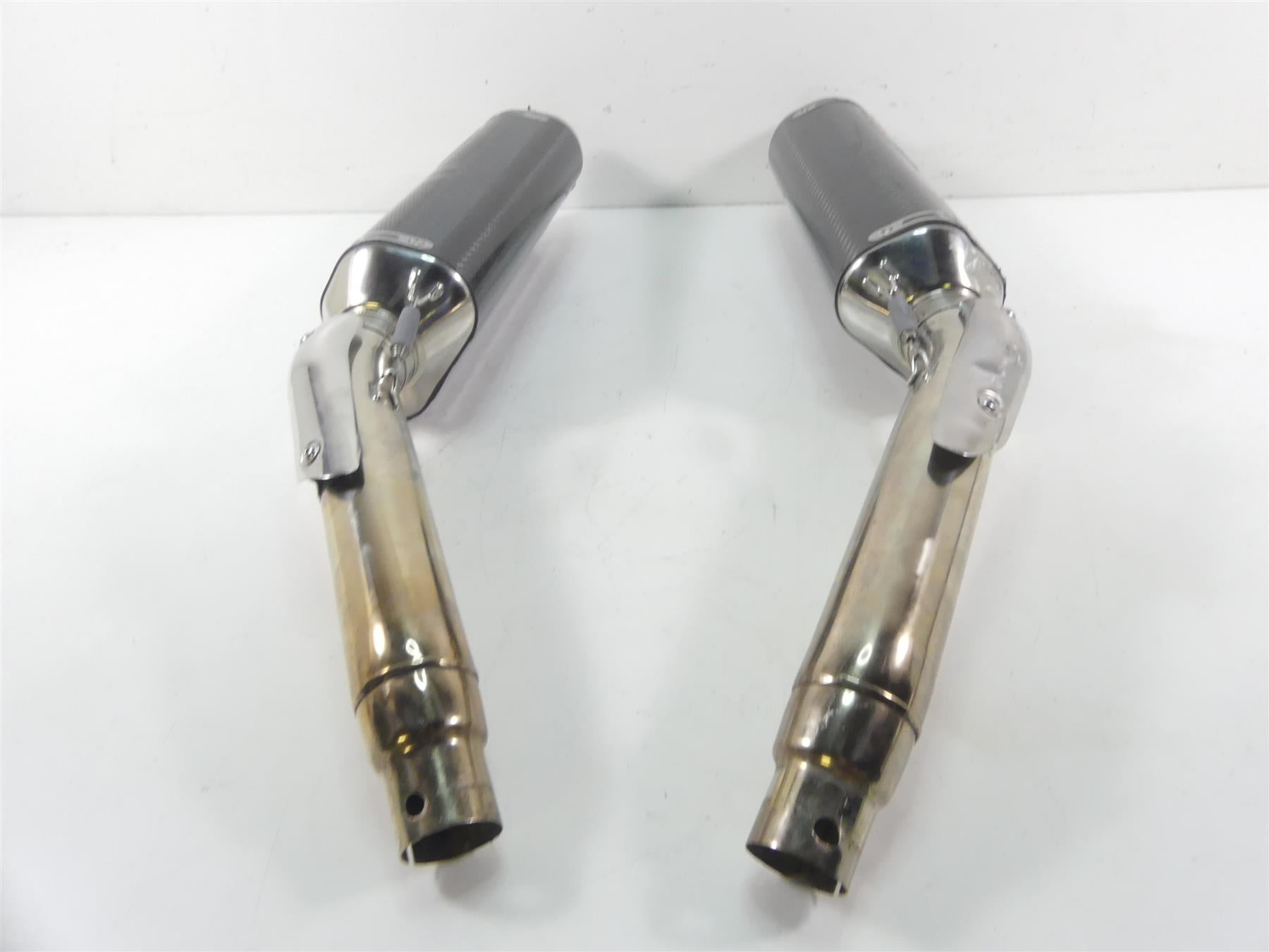 2020 Suzuki GSX1300 R Hayabusa Yoshimura R-77 Carbon Slip On Mufflers 1121202 {{ shop.shopifyCountryName }} - Mototech271