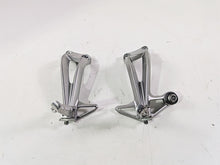 Load image into Gallery viewer, 2009 Yamaha FZ1 FZS10 Fazer Rear Passenger Footpeg Set 2D1-2741L-00-00
