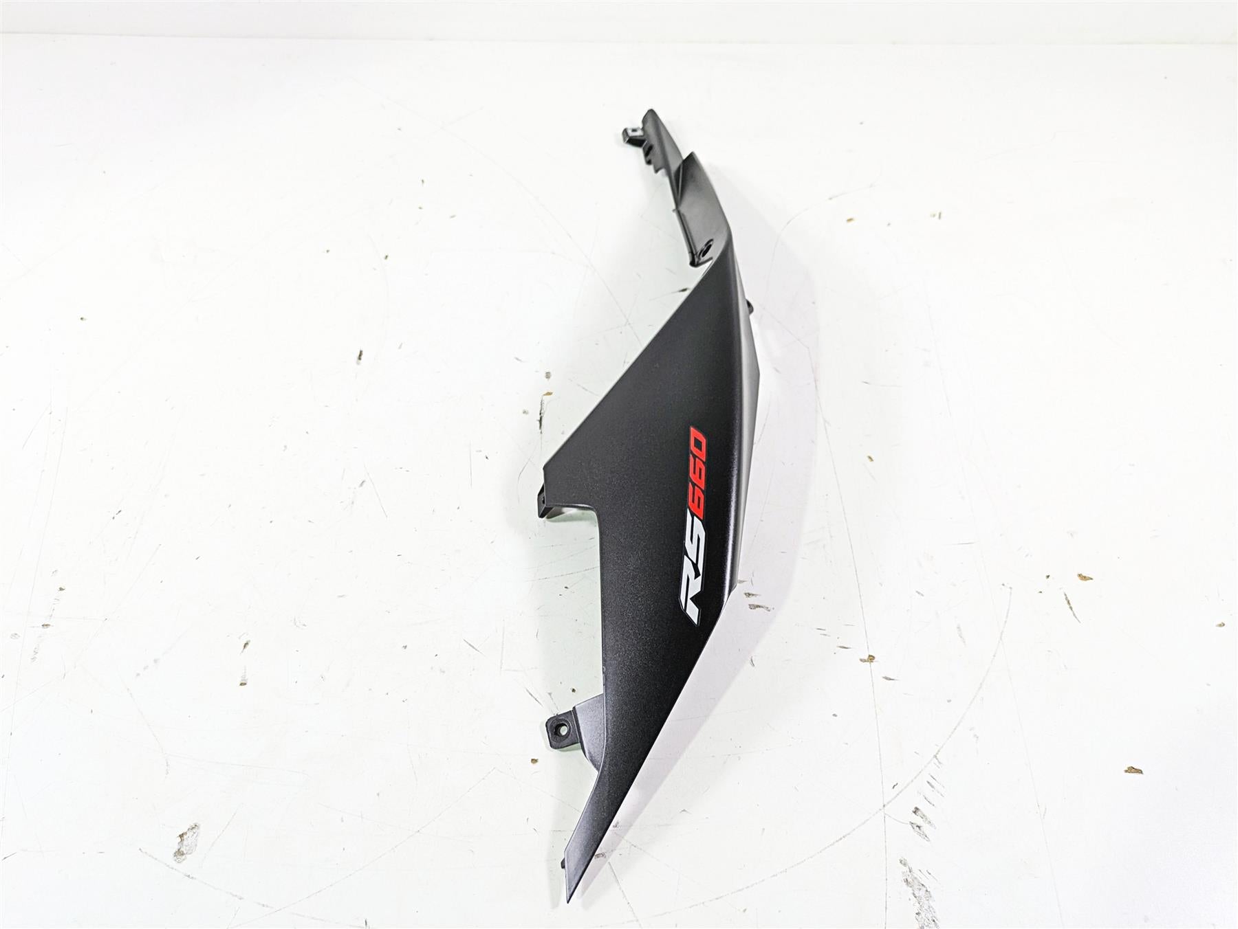 2021 Aprilia RS660 Right Rear Tail Cover Fairing Plastic Cowl 2B006647 {{ shop.shopifyCountryName }} - Mototech271
