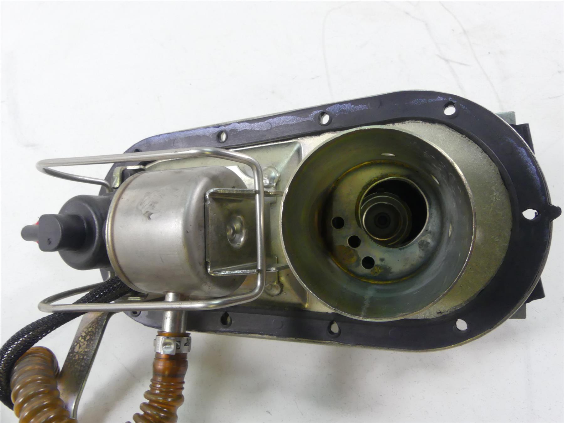 2004 Harley FLHTC SE CVO Electra Glide Fuel Gas Petrol Pump - Tested 62897-01 {{ shop.shopifyCountryName }} - Mototech271