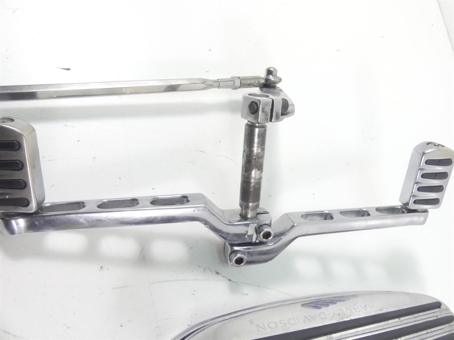 2005 Harley Touring CVO FLHTC SE Electra Glide Chrome Floorboard Set 34532-00B {{ shop.shopifyCountryName }} - Mototech271