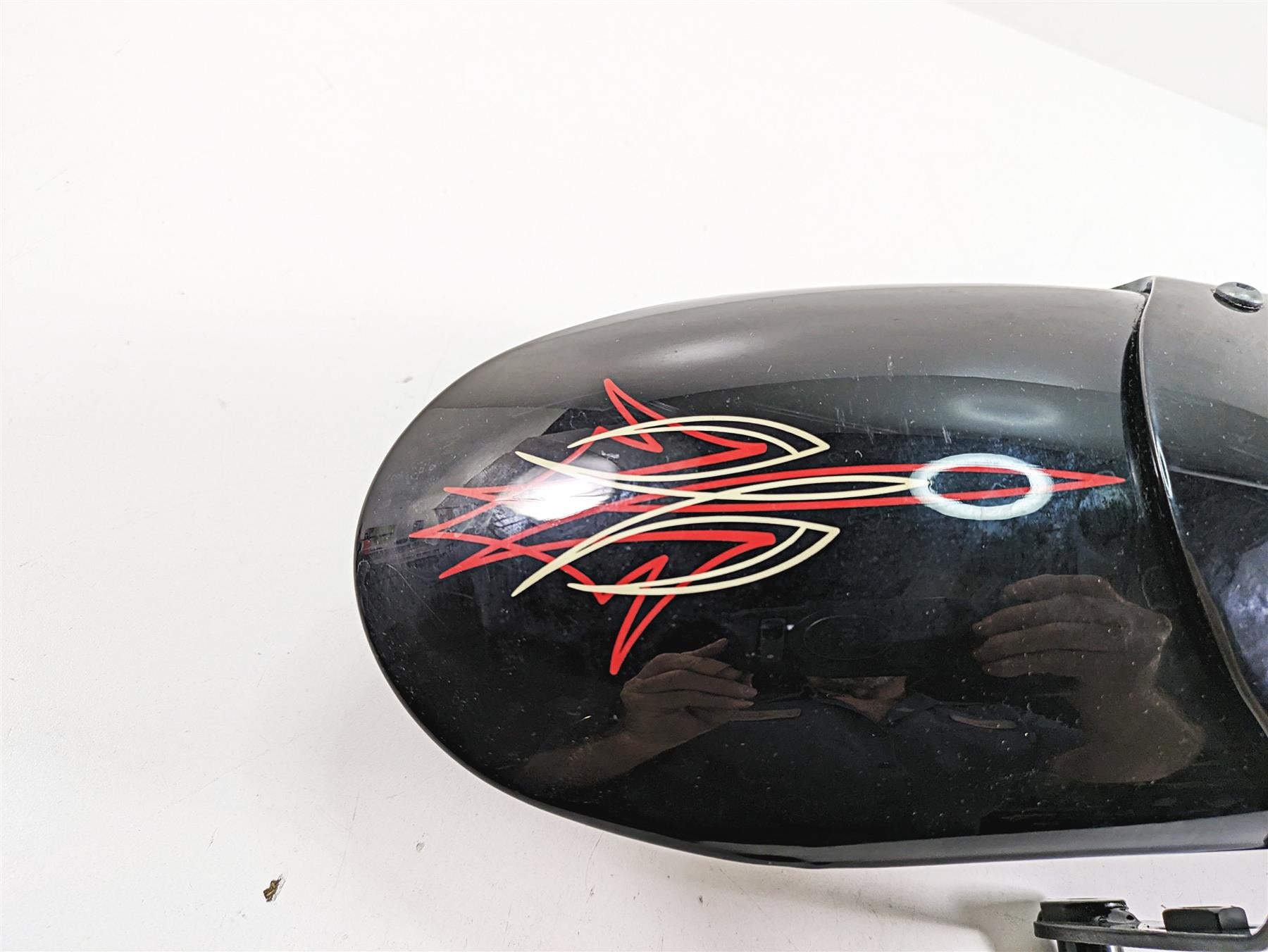 2009 Harley Softail FLSTSB Cross Bones Front Fender & Bracket 59495-08BEO {{ shop.shopifyCountryName }} - Mototech271