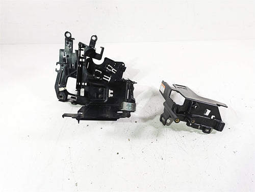 2021 Harley Softail FLSL Slim Electrical Carrier Plastic Set 69201523 69201632 | Mototech271