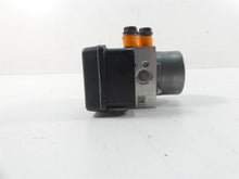 Load image into Gallery viewer, 2018 Ducati Hypermotard 939 SP Abs Brake Pump Control Unit Module 54240402A
