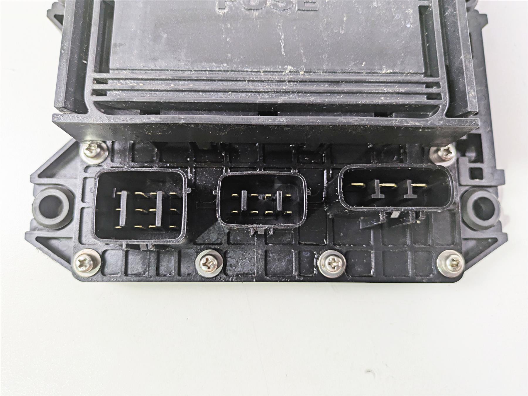 2019 Yamaha VX Cruiser HO 1800 Fuse Box Panel Control Module 6EX-82170-01-00 {{ shop.shopifyCountryName }} - Mototech271