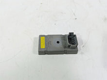 Load image into Gallery viewer, 1996 Harley Touring FLHTCUI Electra Glide Tsm Turn Signal Flash Module 68540-96 | Mototech271

