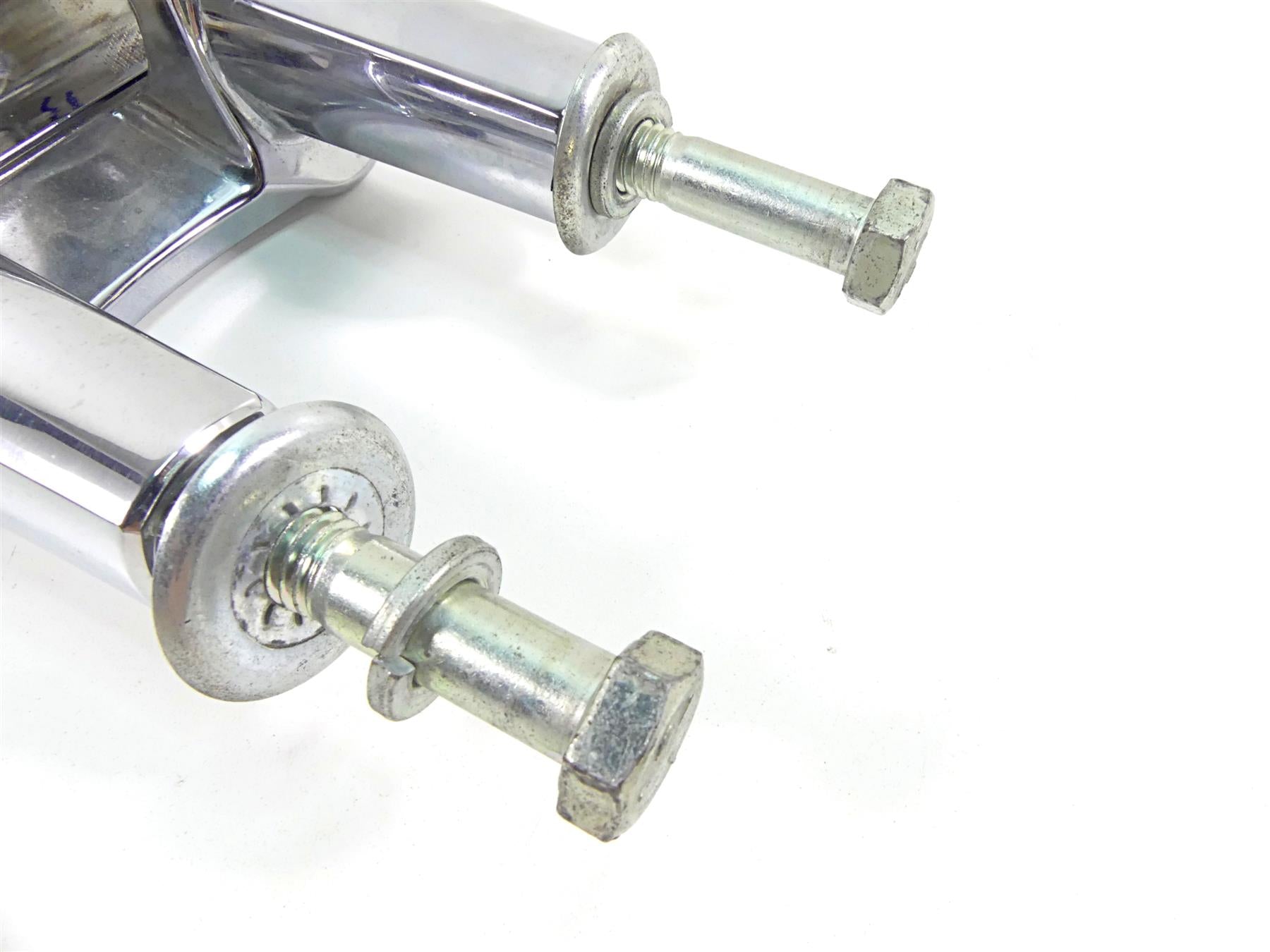 2010 Harley FXDF Dyna Fat Bob Chrome Handlebar Riser Holder Clamps 55858-08 {{ shop.shopifyCountryName }} - Mototech271