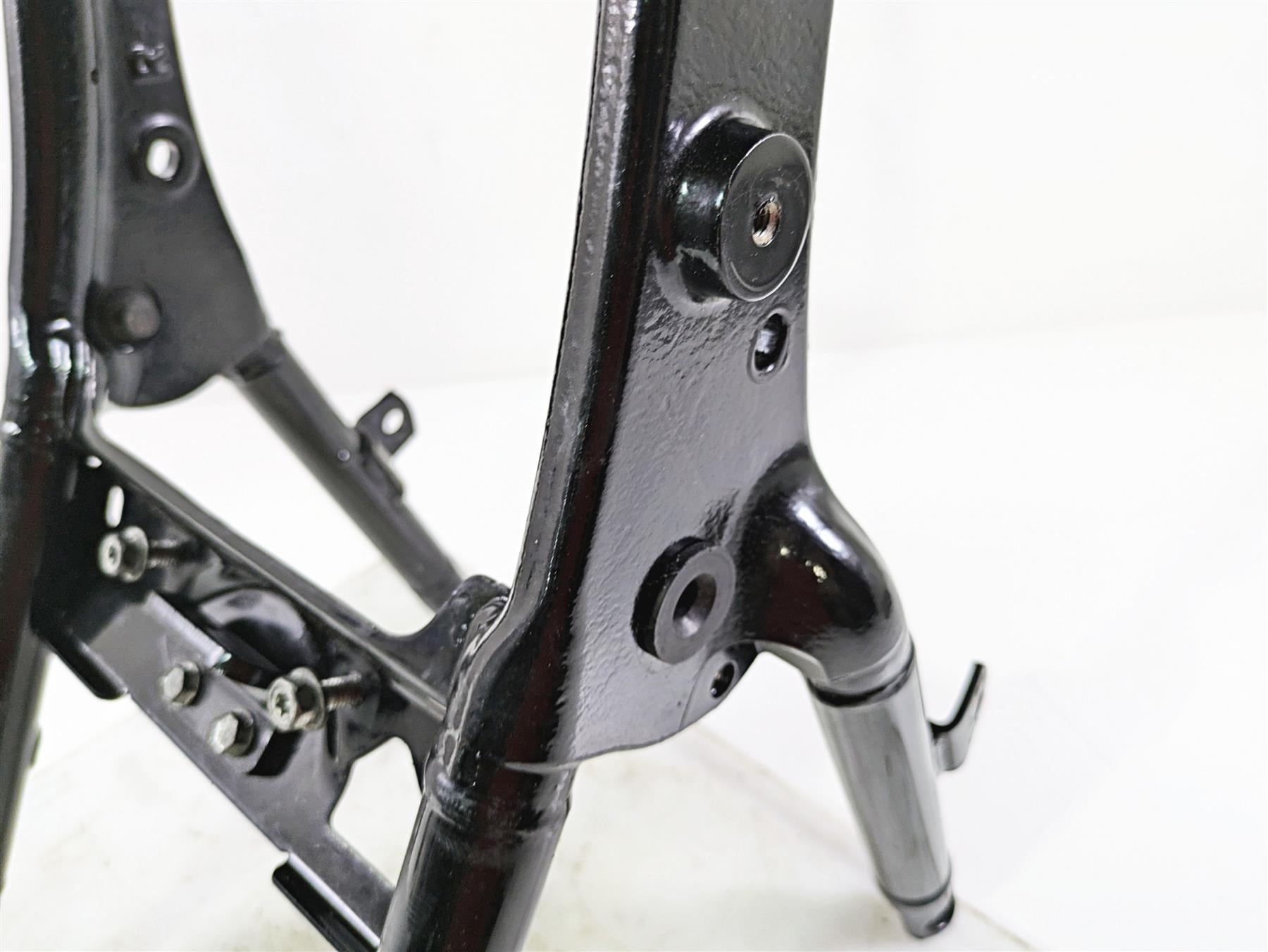 2010 Harley Touring FLHTK Electra Glide Rear Subframe Sub Frame 48079-09BHP {{ shop.shopifyCountryName }} - Mototech271