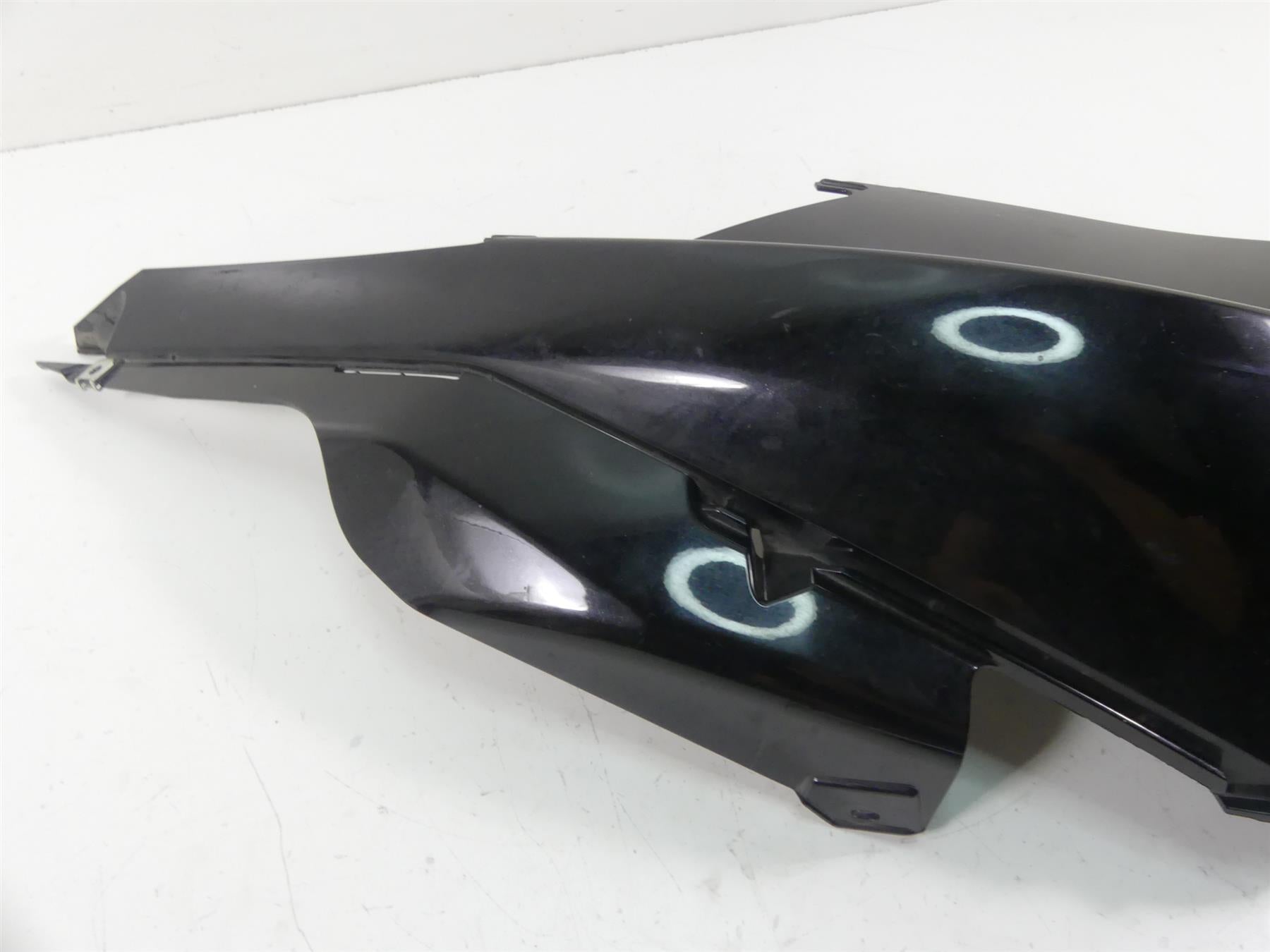 2015 BMW K1600GT K48 Right Side Fuel Gas Petrol Tank Cover Fairing 46637710452 {{ shop.shopifyCountryName }} - Mototech271