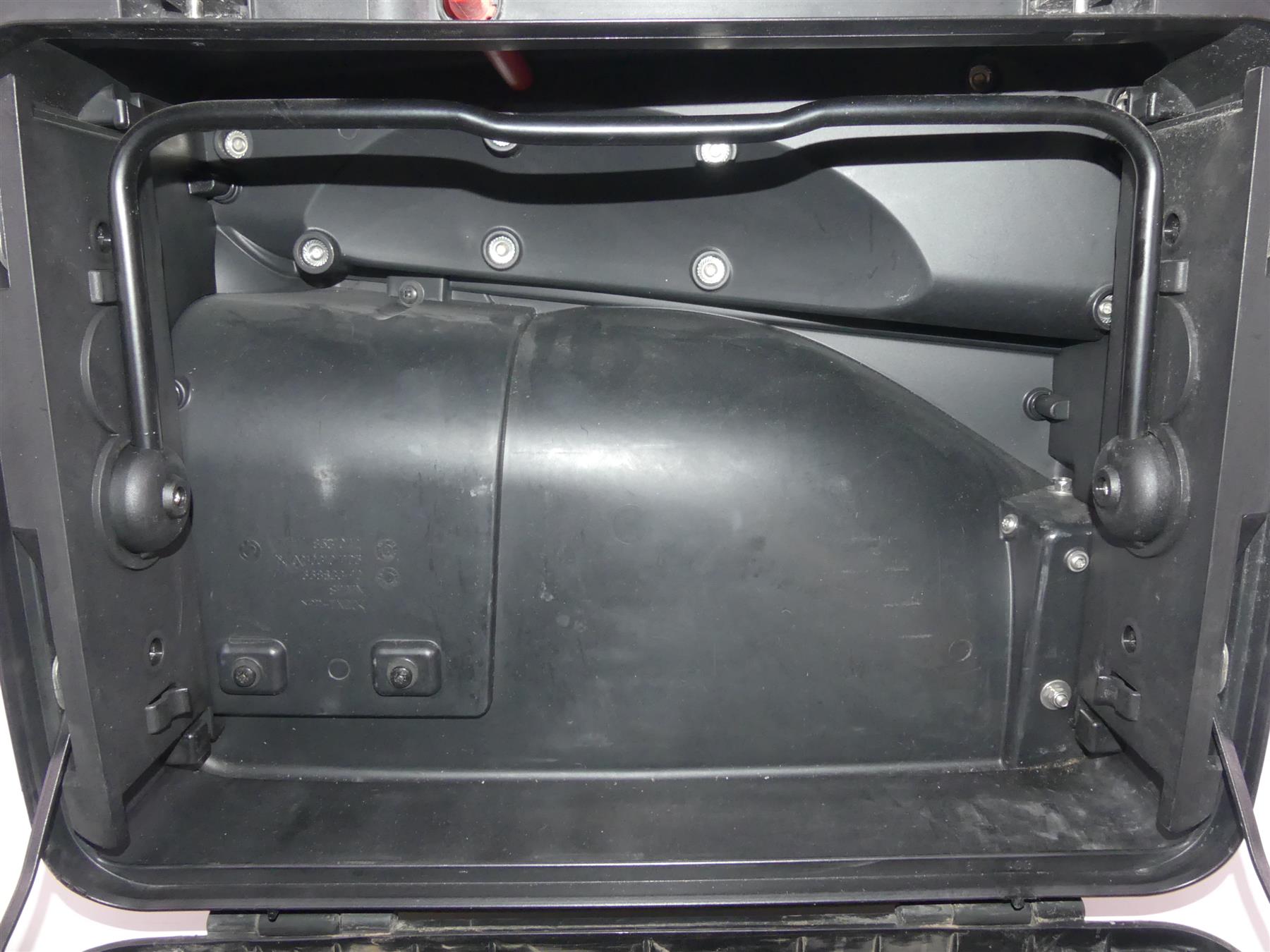 2015 BMW R1200GS GSW K50 Right Saddlebag Saddle Bag Vario Case 77409899412 {{ shop.shopifyCountryName }} - Mototech271
