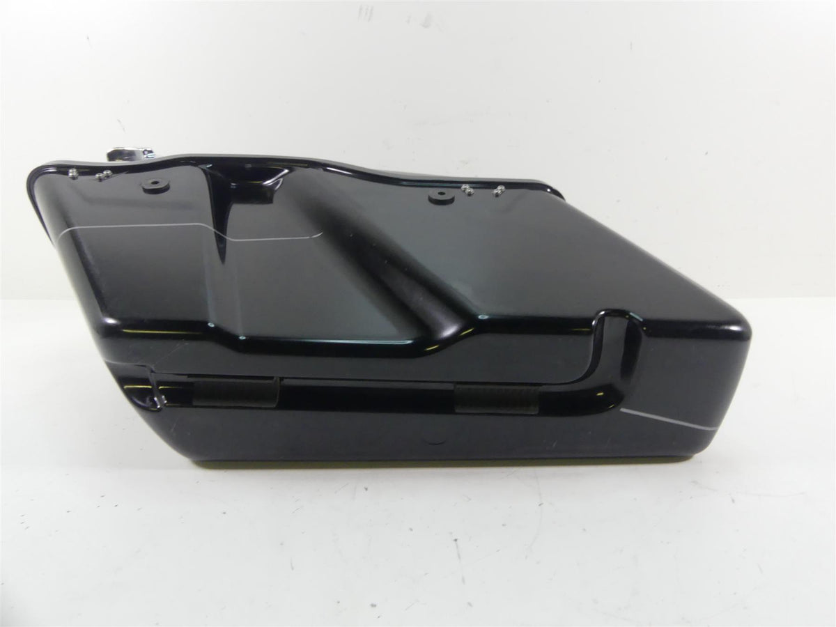 2014 Harley Touring FLHTK Electra Glide Right Saddle Bag Saddlebag 90200412 {{ shop.shopifyCountryName }} - Mototech271