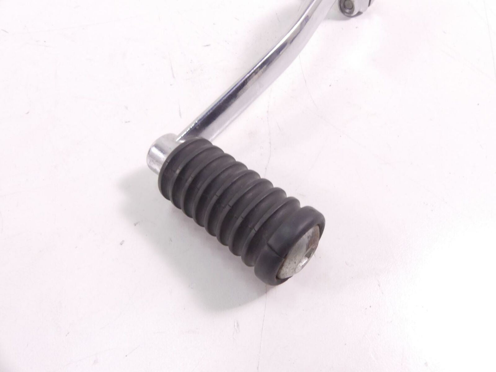2009 Harley FXCW Softail Rocker Left Front Footpeg Foot Peg Shifter Set 33683-07 {{ shop.shopifyCountryName }} - Mototech271