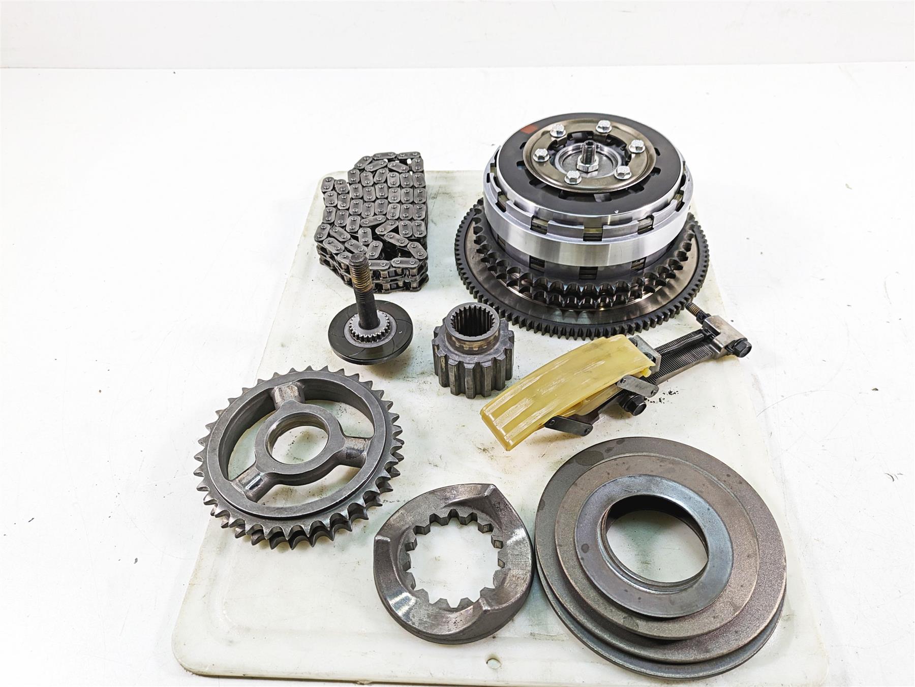 2009 Harley FXCWC Softail Rocker C Primary Drive Clutch Kit - 26k 37813-06A {{ shop.shopifyCountryName }} - Mototech271