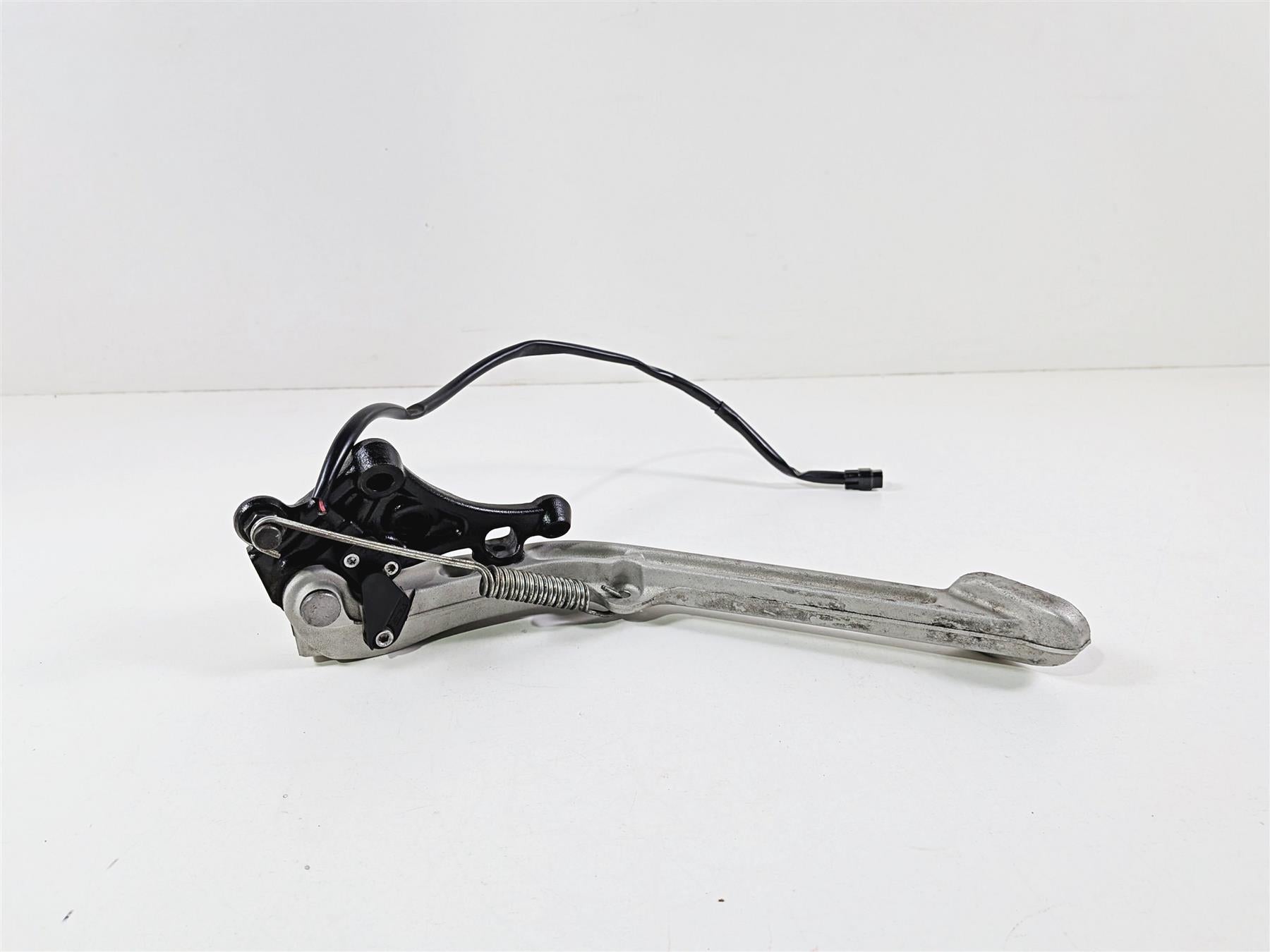 2022 Triumph Tiger 900 GT Pro Side Kickstand & Mount & Switch T2085017 {{ shop.shopifyCountryName }} - Mototech271