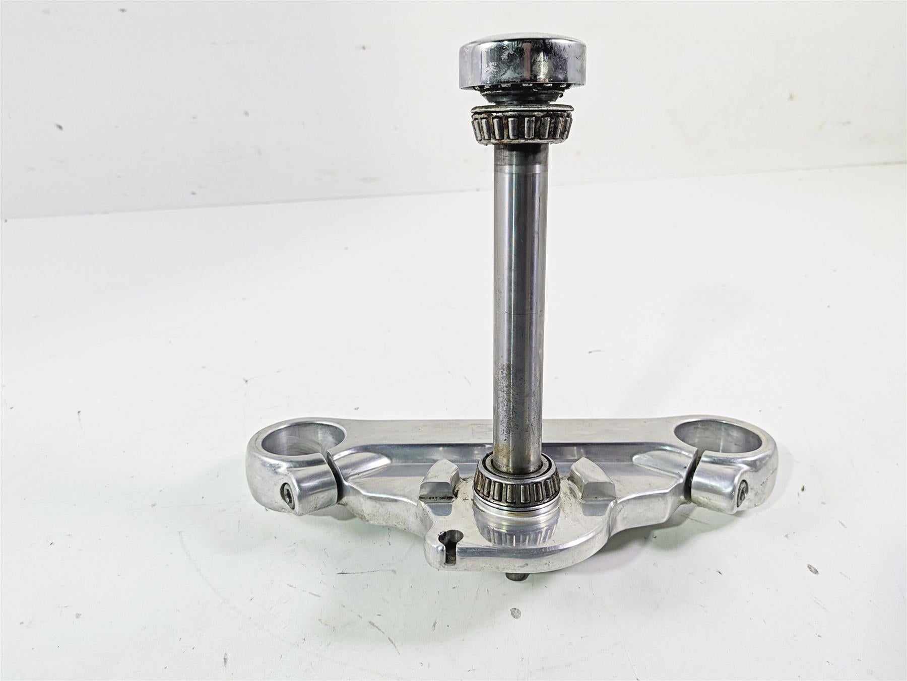 2016 Harley FXDWG Dyna Wide Glide Lower Triple Tree Steering Clamp 49mm 46386-08 {{ shop.shopifyCountryName }} - Mototech271