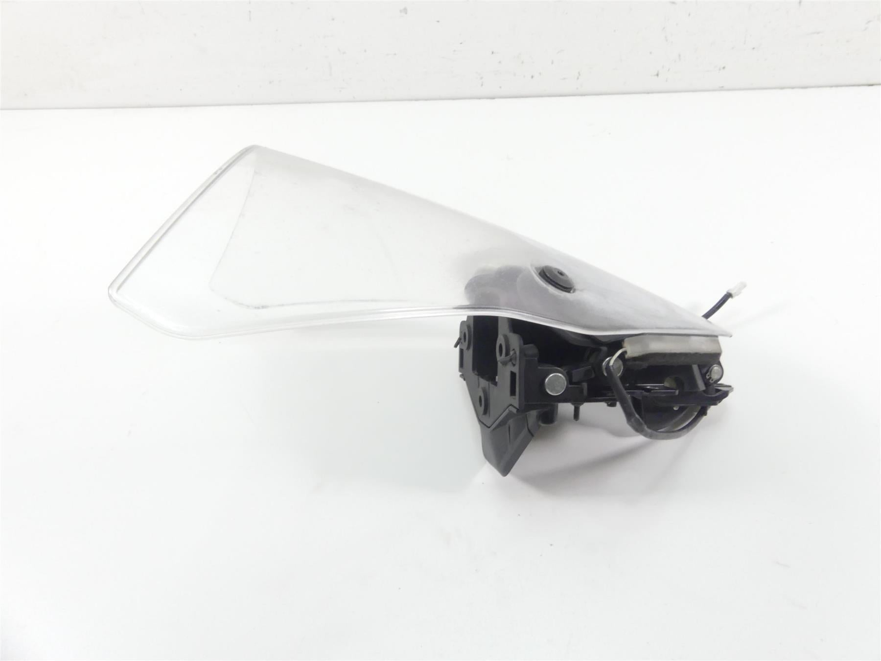 2017 Ducati 939 S Supersport Windshield + Stay & Turn Signals - Read 8291G161B {{ shop.shopifyCountryName }} - Mototech271