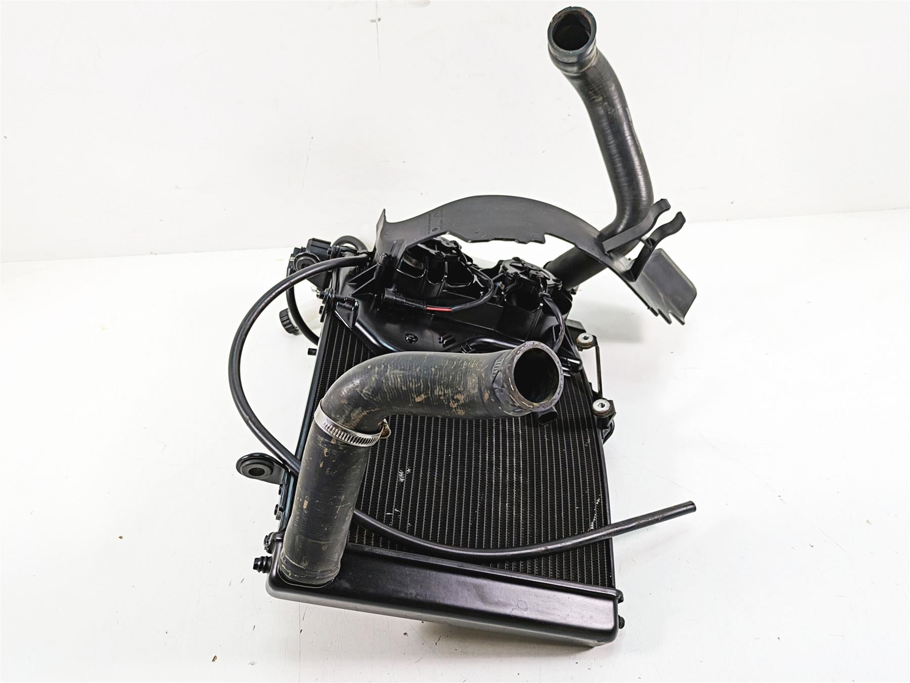2020 KTM 1290 Super Adventure R Radiator Fan Reservoir Hose Set 60335010200 {{ shop.shopifyCountryName }} - Mototech271