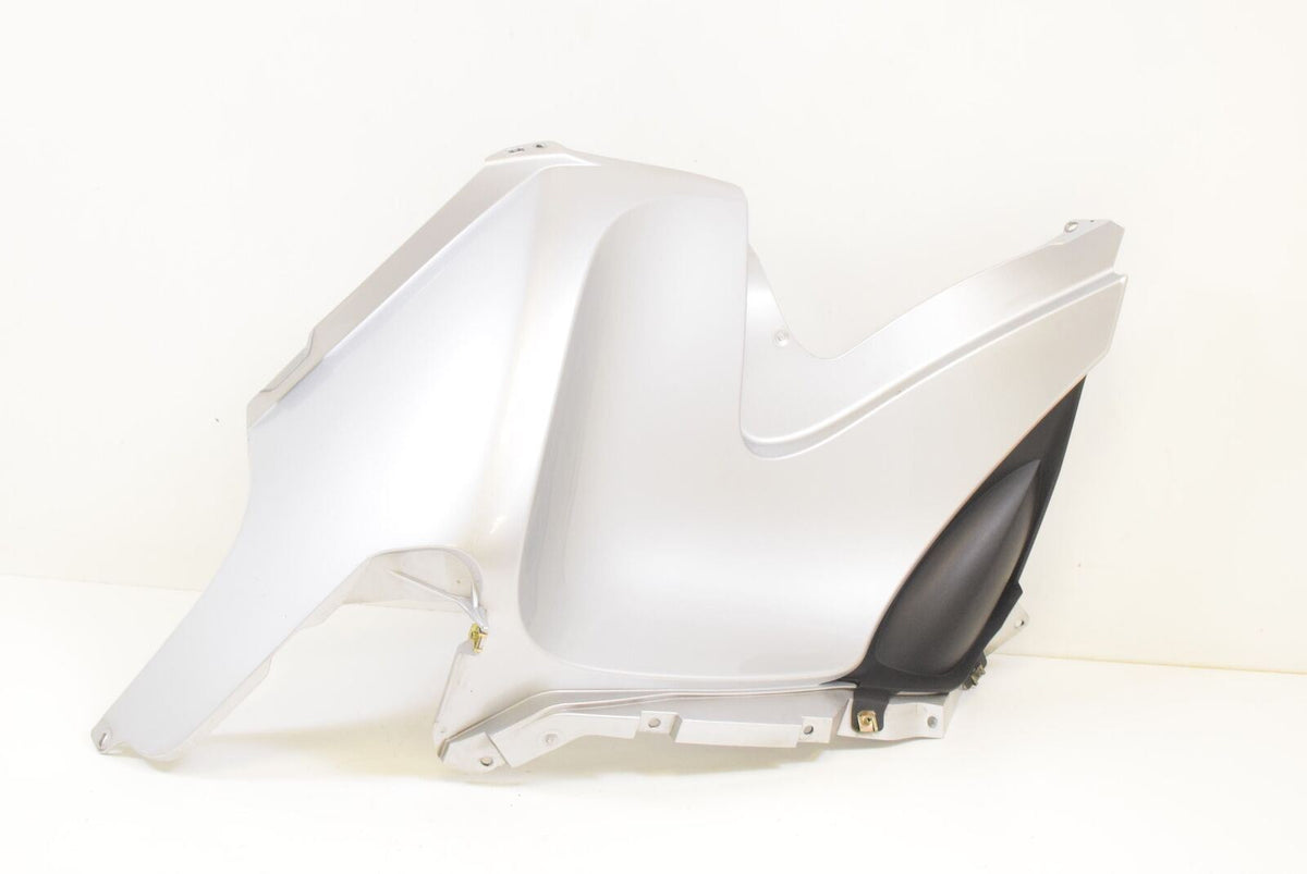 2008 BMW R1200RT R1200 RT K26 Left Main Tank Fairing Cover Cowl 46637681057 {{ shop.shopifyCountryName }} - Mototech271