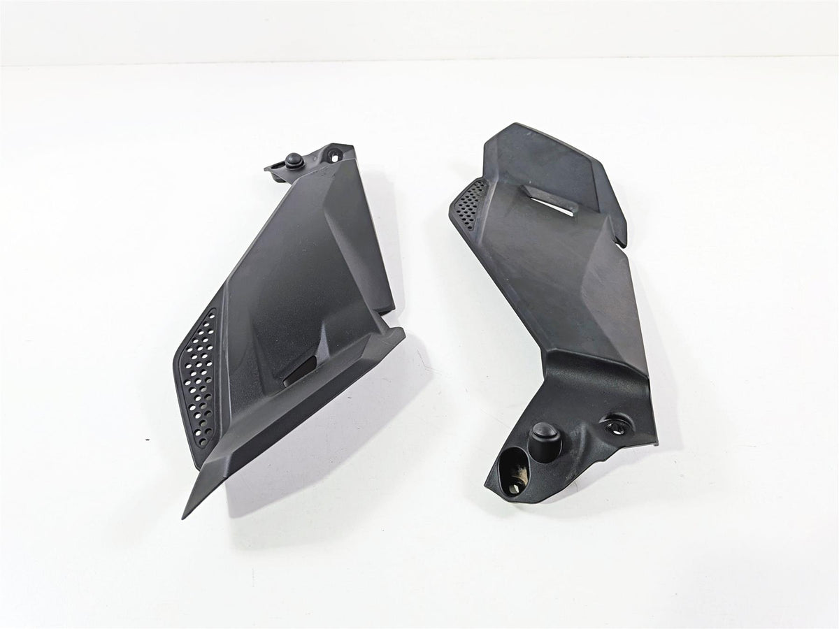 2019 BMW R1250GS K50 Under Tank Molded Leg Fairing Set 46638556637 46638556637 {{ shop.shopifyCountryName }} - Mototech271
