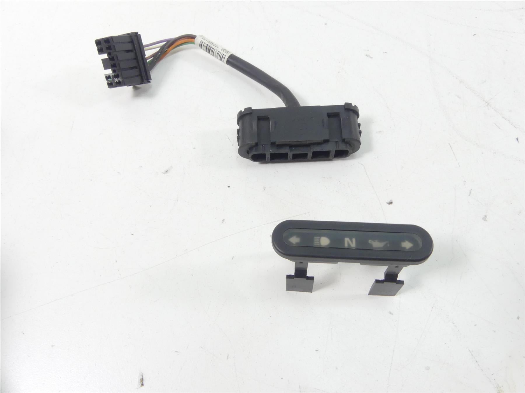 2011 Harley Touring FLTRX Road Glide Indicator Oil Pressure Light Set 68789-96A {{ shop.shopifyCountryName }} - Mototech271